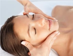 Массаж лица как альтернатива пластической хирургии